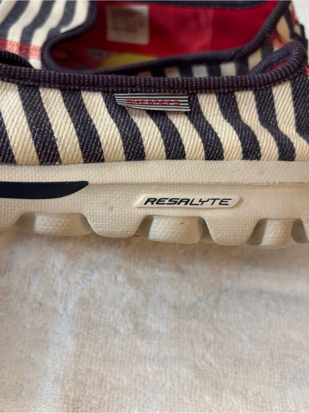 Skechers Go Walk Americana Slip On Walking Shoes SZ 10 Lightweight Striped